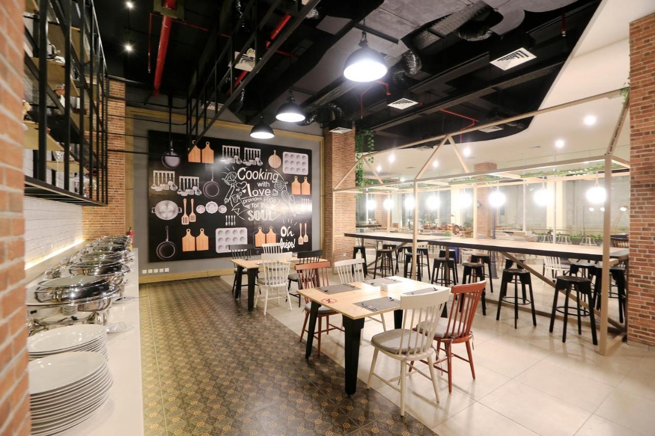 Luminor Hotel Purwokerto By Wh Екстериор снимка