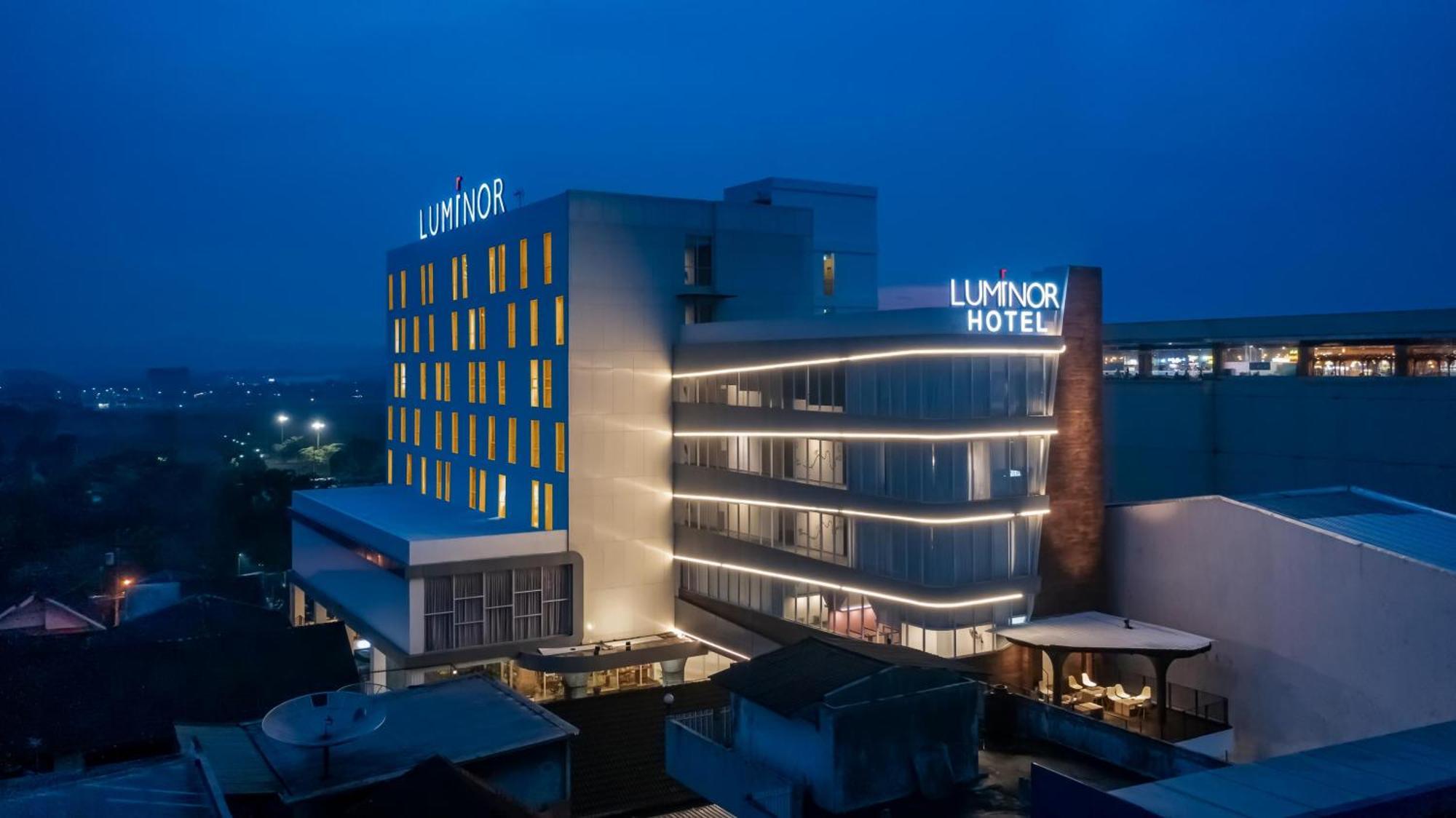 Luminor Hotel Purwokerto By Wh Екстериор снимка